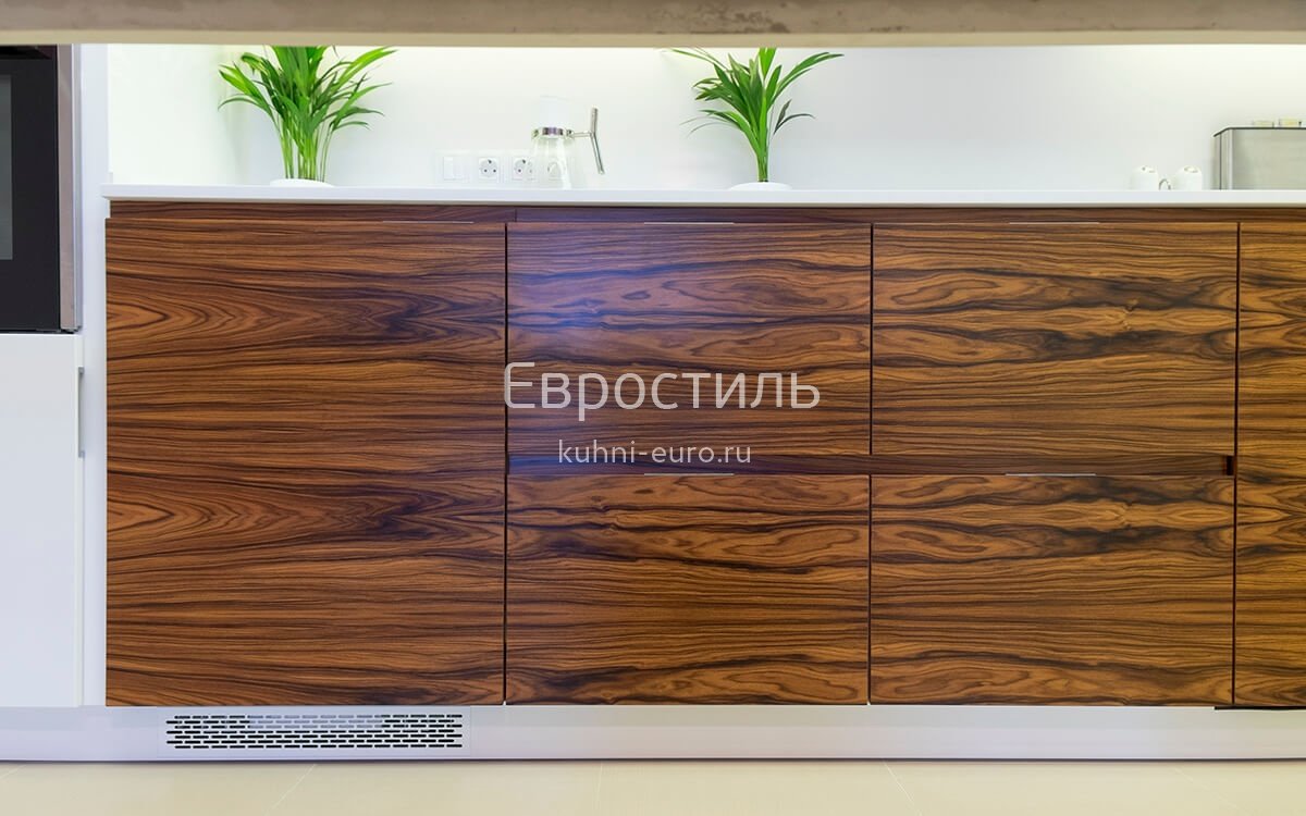 Кухня Левис